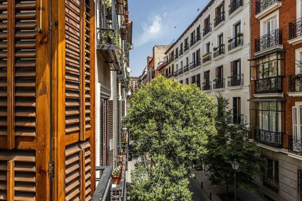 Nice Apartment Near Gran Via Val27 Madrid Exterior photo
